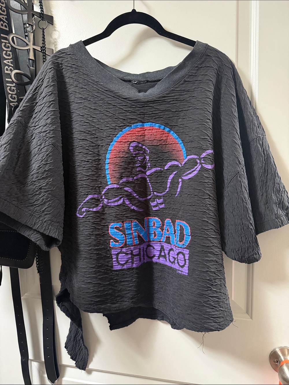 1992 Sinbad Chicago Graphic Men's Shirt - Black with Purple & Blue Print